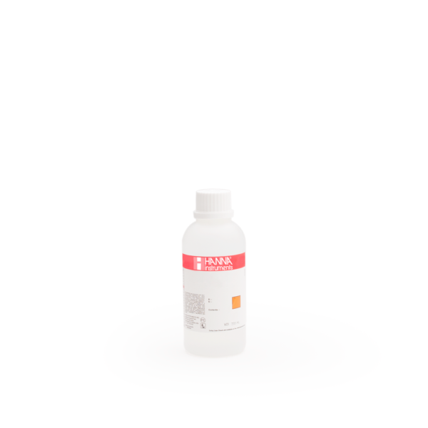 HI70082M pH 8.20 Calibration Buffer Solution (230 mL)