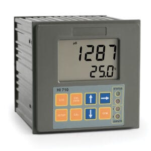 HI710 Panel-mounted Conductivity & TDS Controller