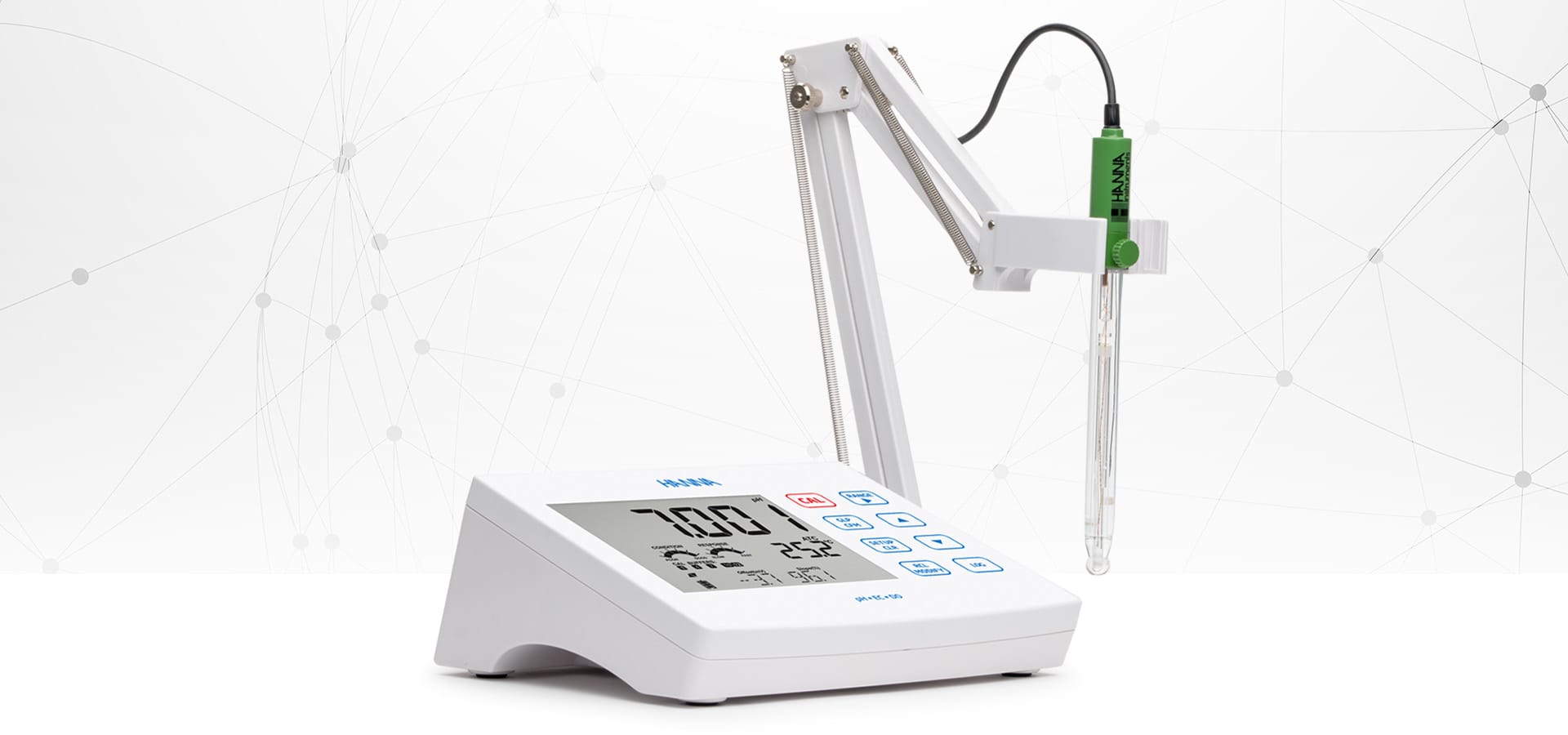 HI2600 - Nuovi strumenti da banco per l'analisi di pH EC e DO