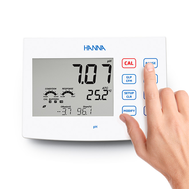 HI2620 - Strumento da banco per l'analisi del pH intuitivo